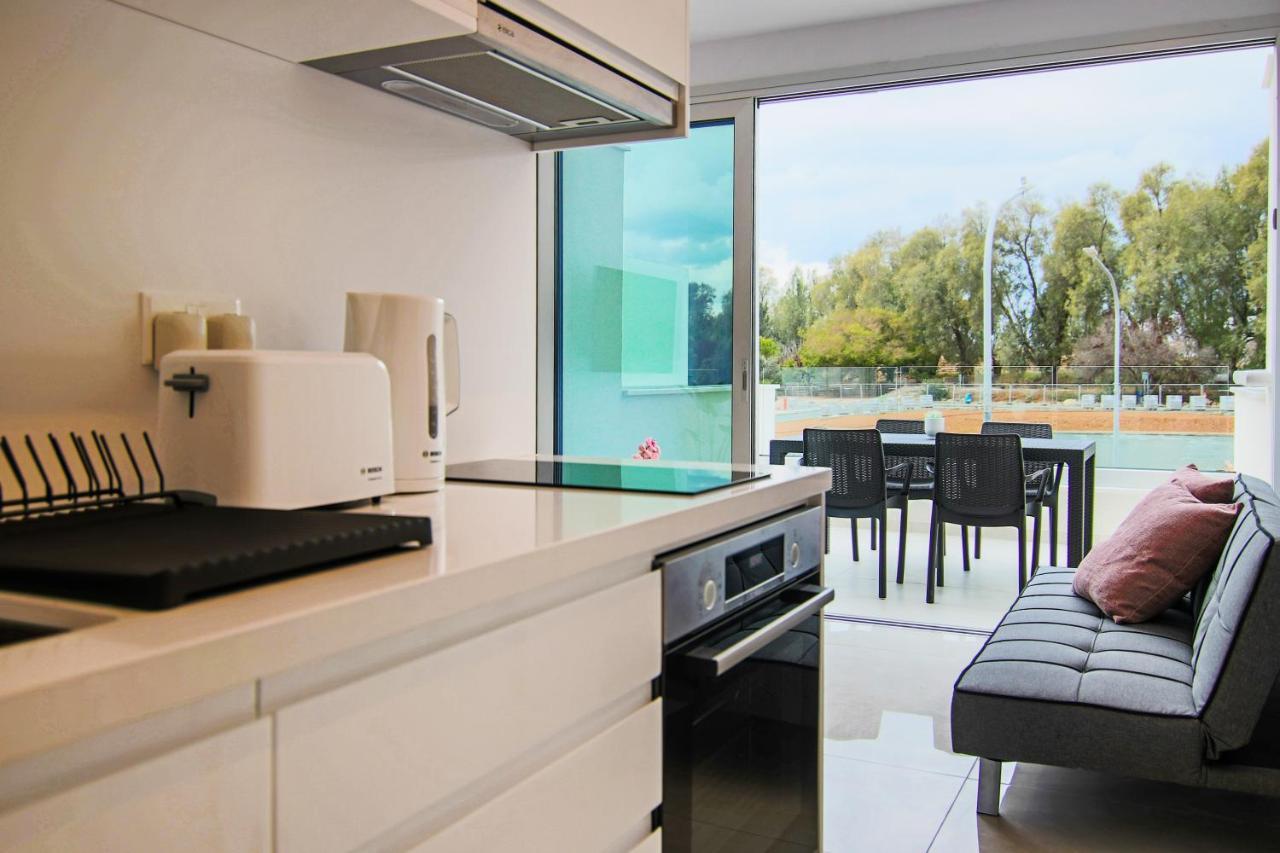 Phaedrus Living - Seaside Luxury Flat Harbour 104 Apartamento Pafos Exterior foto