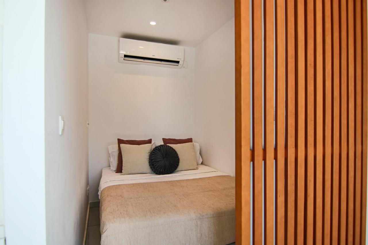 Phaedrus Living - Seaside Luxury Flat Harbour 104 Apartamento Pafos Exterior foto